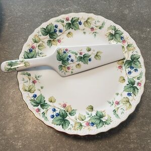 Andrea by Sadek Porcelain Cake Plate & Server Set Vineyard Pattern